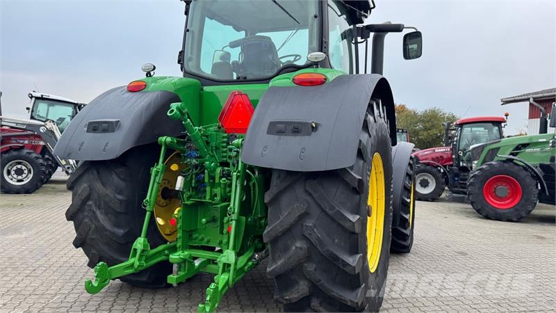 John Deere 7230R KUN 4800 TIMER OG FRONT PTO! Tracteur