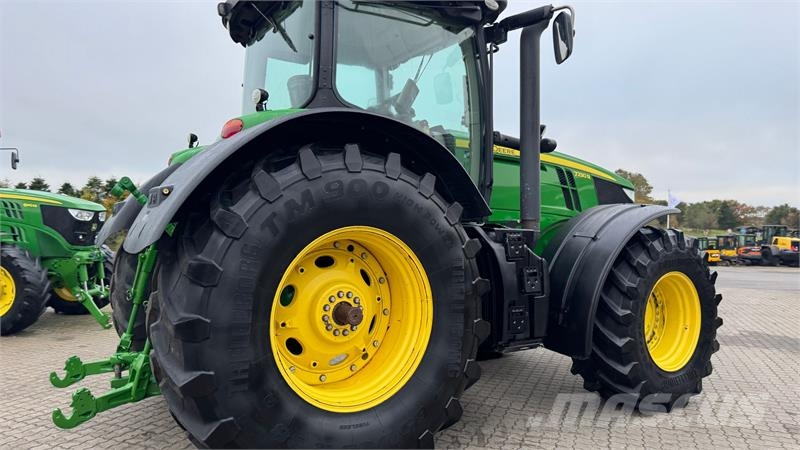 John Deere 7230R KUN 4800 TIMER OG FRONT PTO! Tracteur