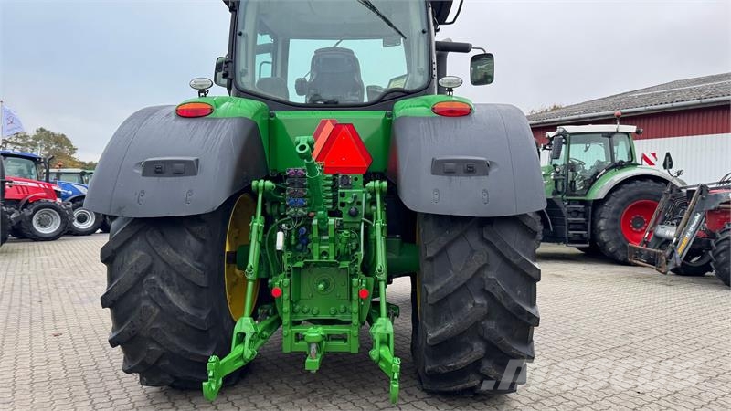 John Deere 7230R KUN 4800 TIMER OG FRONT PTO! Tracteur