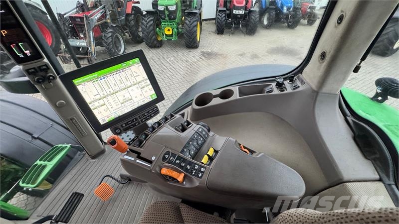 John Deere 7230R KUN 4800 TIMER OG FRONT PTO! Tracteur