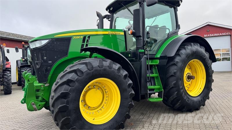 John Deere 7230R KUN 4800 TIMER OG FRONT PTO! Tracteur