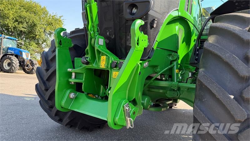 John Deere 7R 330 KUN 2000 TIMER! Traktori