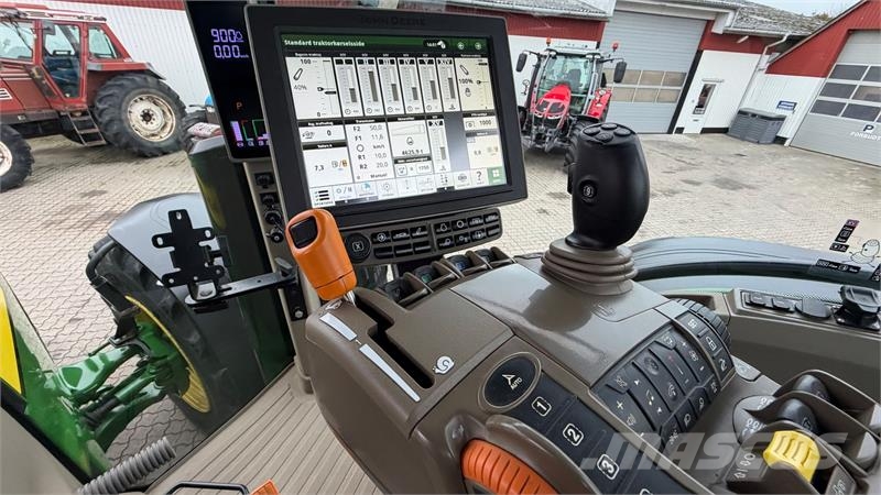 John Deere 8R 370 KUN 4600 TIMER, NYE DÆK OG NY SERVICERET! Traktorer