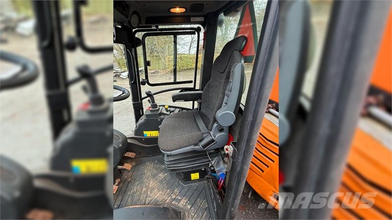 Kärcher Mic 50 MED SALTSPREDER OG SNEPLOV Portaherramientas