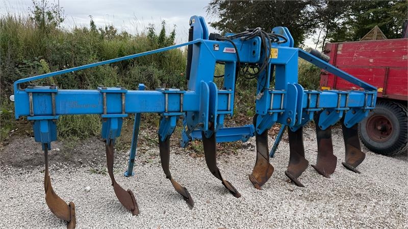 Mandam KUS 4.8 BH MED LIFT! Chisel ploughs