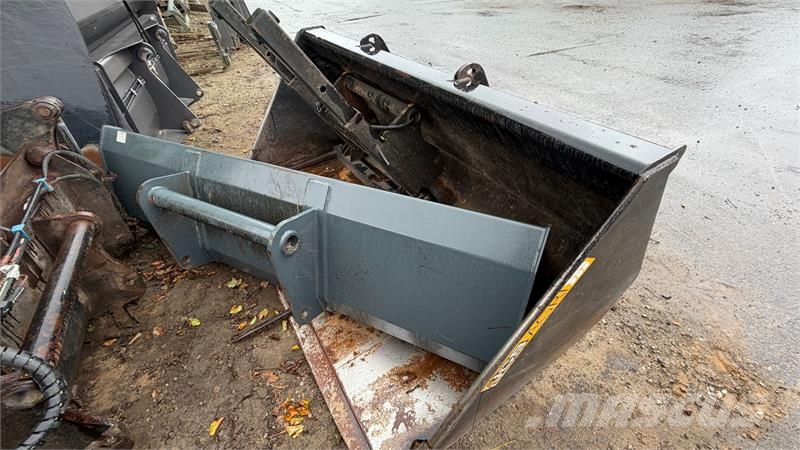 Manitou MLT 737-130 PS+ MED REDSKABSPAKKE! 텔러 핸들러