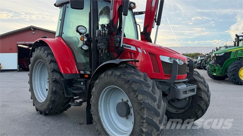Massey Ferguson 5610 Dyna 4 KUN 4400 TIMER OG AFFJEDRET KABINE! Traktorer