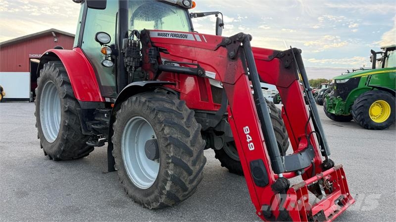 Massey Ferguson 5610 Dyna 4 KUN 4400 TIMER OG AFFJEDRET KABINE! Traktorer