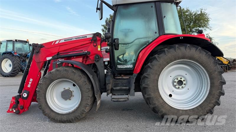 Massey Ferguson 5610 Dyna 4 KUN 4400 TIMER OG AFFJEDRET KABINE! Traktorer