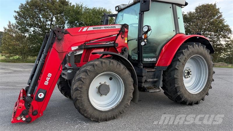 Massey Ferguson 5610 Dyna 4 KUN 4400 TIMER OG AFFJEDRET KABINE! Traktorer