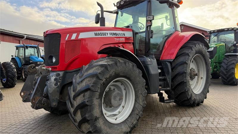 Massey Ferguson 7499 DYNA VT KUN 3300 TIMER, FULD AFFJEDRING OG LU Traktorer
