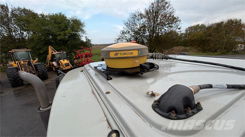 Massey Ferguson 7499 DYNA VT KUN 3500 TIMER, AUTOSTYRING OG LUFTAN Traktori