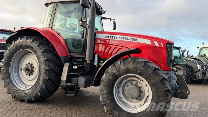 Massey Ferguson 7499 DYNA VT KUN 3300 TIMER, FULD AFFJEDRING OG LU Traktorer