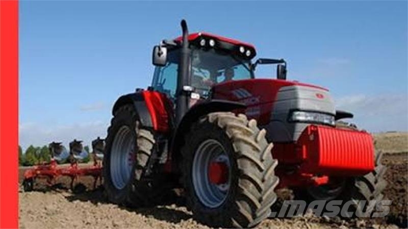 McCormick XTX-215 曳引機