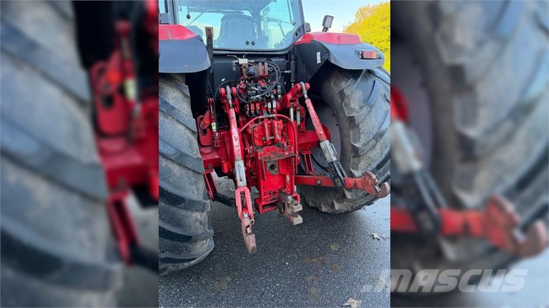 McCormick XTX 215 KUN 6800 TIMER! Tractors