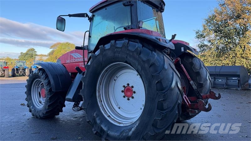 McCormick XTX 215 KUN 6800 TIMER! Traktorer