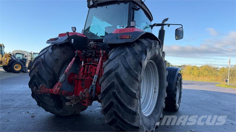 McCormick XTX 215 KUN 6800 TIMER! Traktorer
