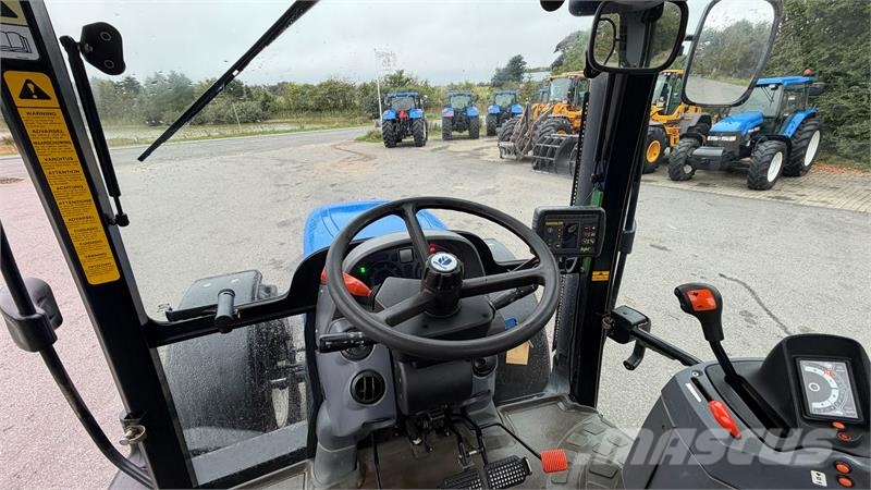 New Holland T6030 KUN 4400 TIMER! Traktorer