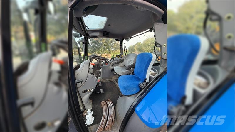 New Holland T6030 KUN 4400 TIMER! Traktorer