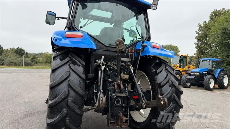 New Holland T6030 KUN 4400 TIMER! Traktorer
