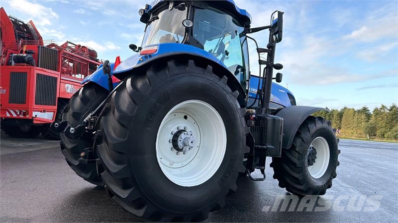 New Holland T7.270 KUN 5500 TIMER OG MED AUTOSTYRING! Trattori