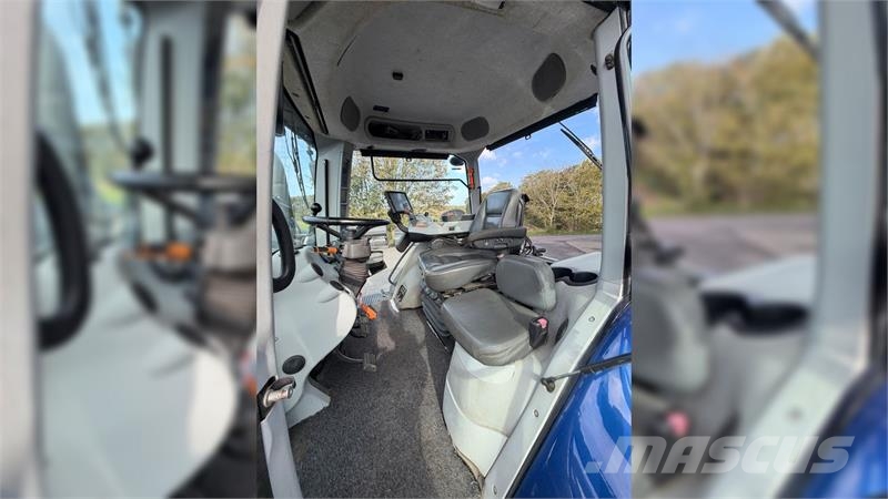 New Holland T8.410 AUTOCOMMAND BLUEPOWER الجرارات