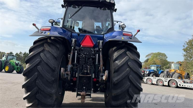 New Holland T8.410 AUTOCOMMAND BLUEPOWER Traktorer