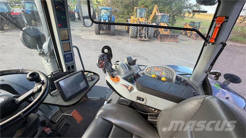 New Holland T8.410 AUTOCOMMAND BLUEPOWER Traktorer