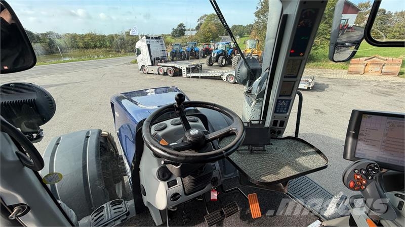 New Holland T8.410 AUTOCOMMAND BLUEPOWER Traktorer