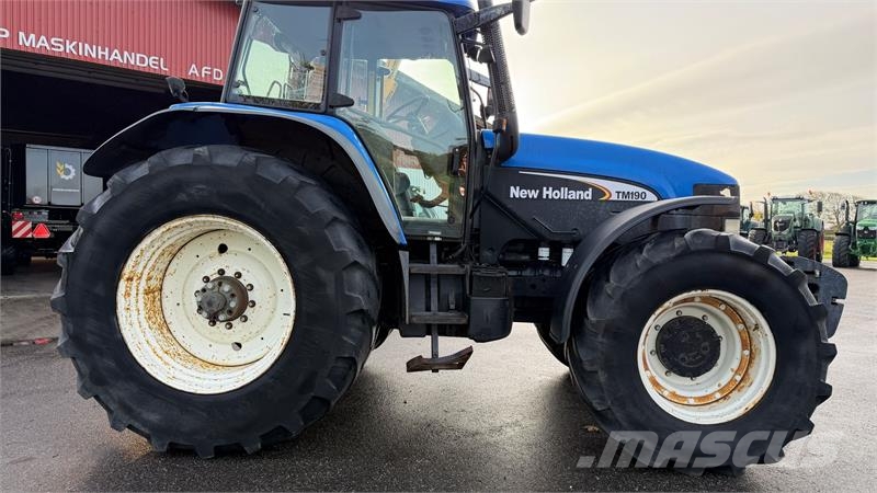 New Holland TM 190 VASK SELV TILBUD الجرارات