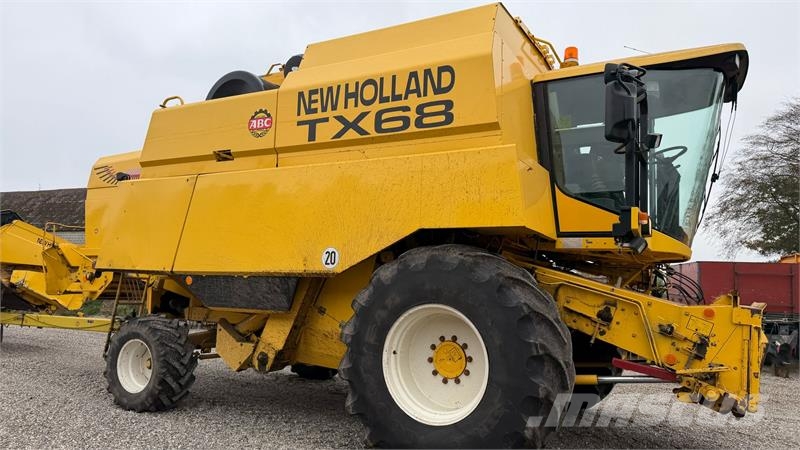 New Holland TX 68 PLUS MED 20 FODS SKÆREBORD! حصادات