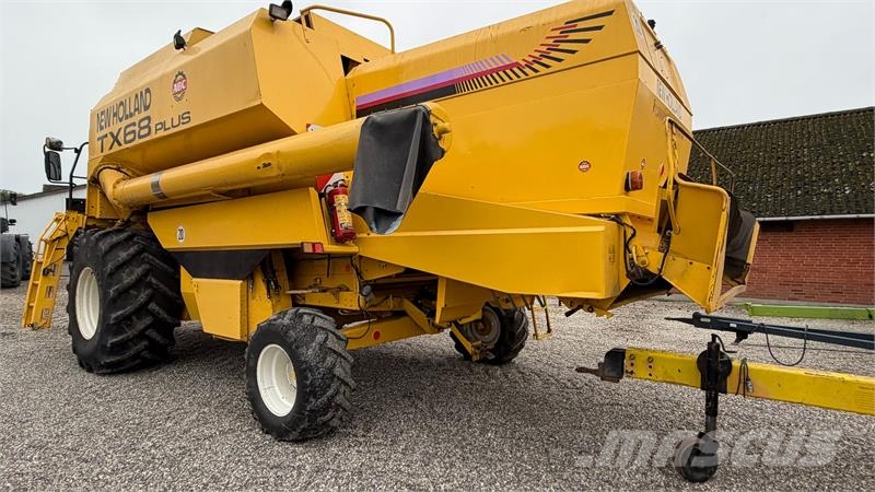 New Holland TX 68 PLUS MED 20 FODS SKÆREBORD! حصادات