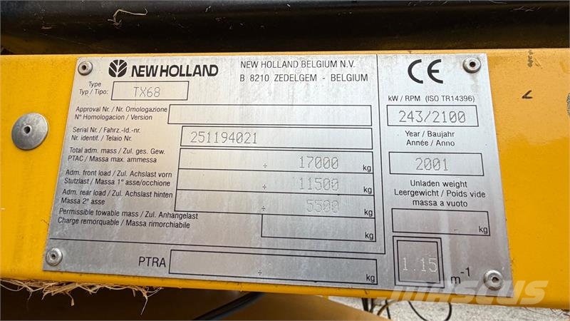 New Holland TX 68 PLUS MED 20 FODS SKÆREBORD! حصادات