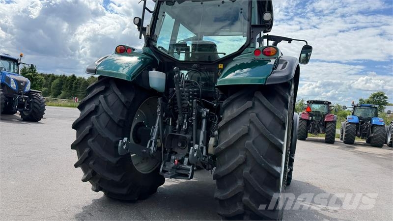 Valtra T163 DIRECT KUN 2600 TIMER! Tracteur