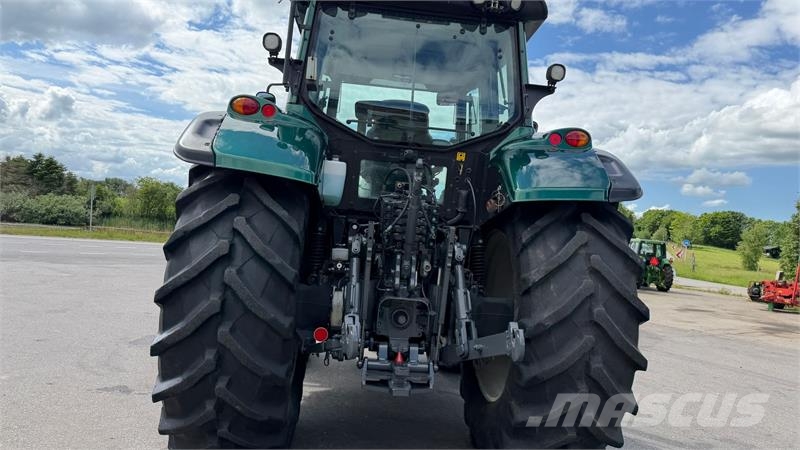 Valtra T163 DIRECT KUN 2600 TIMER! Tracteur