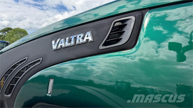 Valtra T163 DIRECT KUN 2600 TIMER! Tracteur