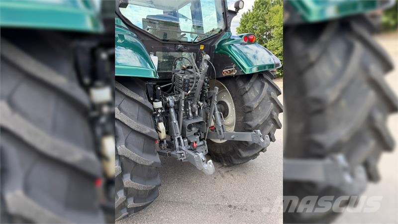 Valtra T163 DIRECT KUN 2600 TIMER! Tracteur