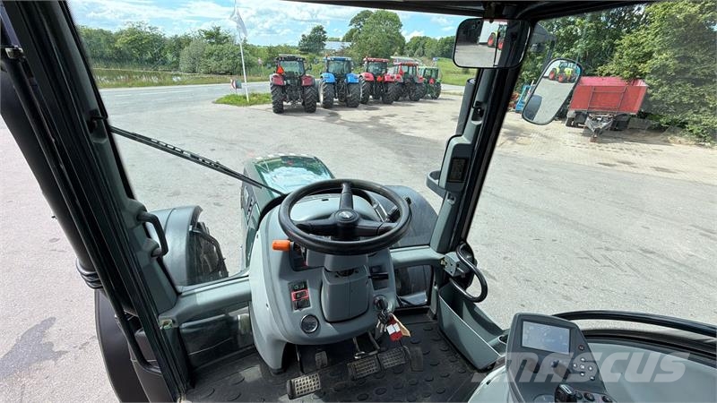 Valtra T163 DIRECT KUN 2600 TIMER! Tracteur