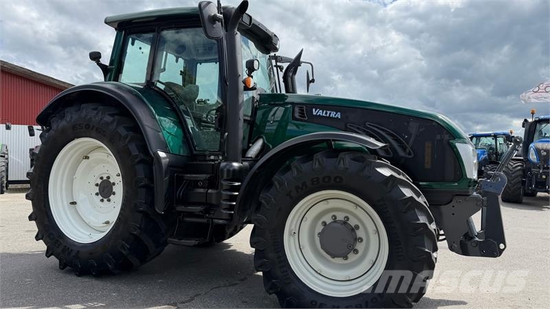 Valtra T163 DIRECT KUN 2600 TIMER! Tracteur