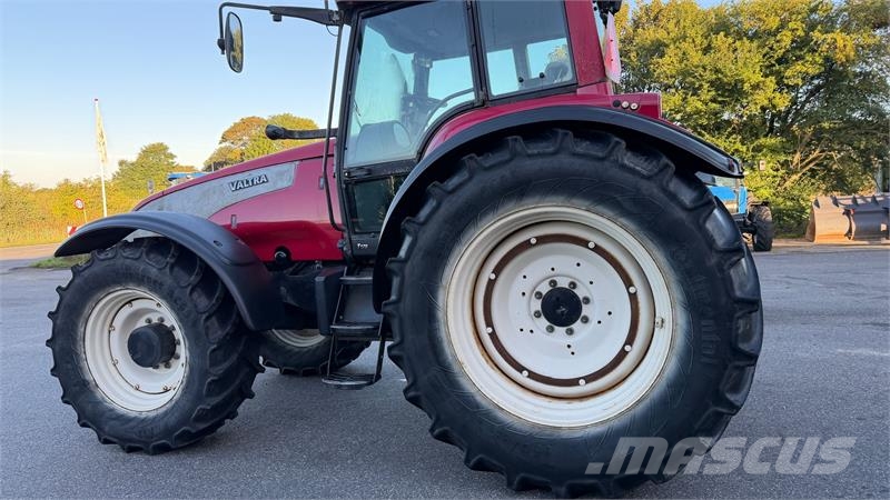 Valtra T170 KUN 4100 TIMER! トラクター