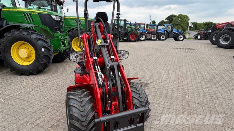 VM Loader 1026LX-L HELT NY 2026 MODEL! MED SKOVL OG PALLEGAF Miniladers