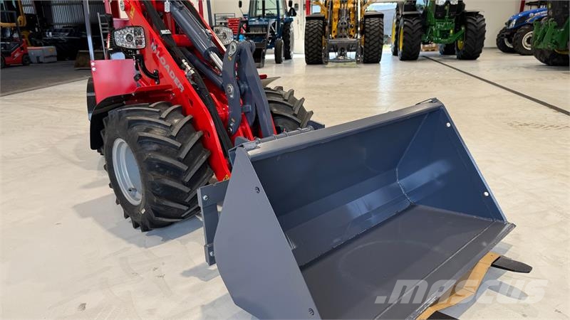 VM Loader 1038 LX FABRIKSNY MED SKOVL OG PALLEGAFLER! Mini yükleyiciler