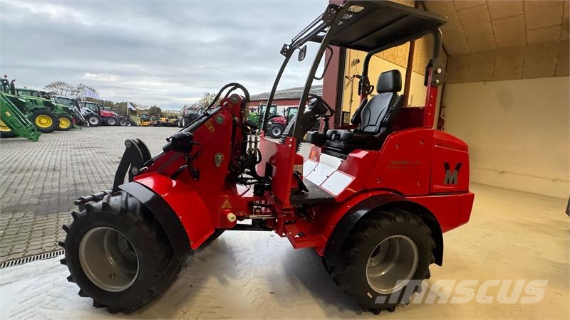 VM Loader 1040 LX FABRIKSNY MED SKOVL OG PALLEGAFLER! Miniladers