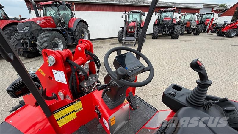 VM Loader 1050 LX FABRIKSNY MED SKOVL OG PALLEGAFLER! Miniladers