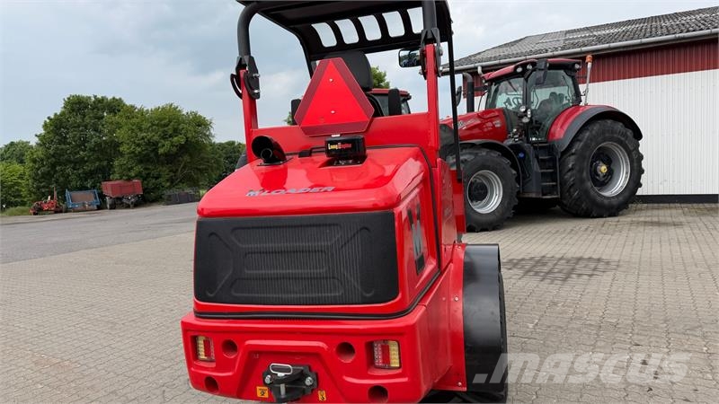 VM Loader 1050 LX FABRIKSNY MED SKOVL OG PALLEGAFLER! Miniladers