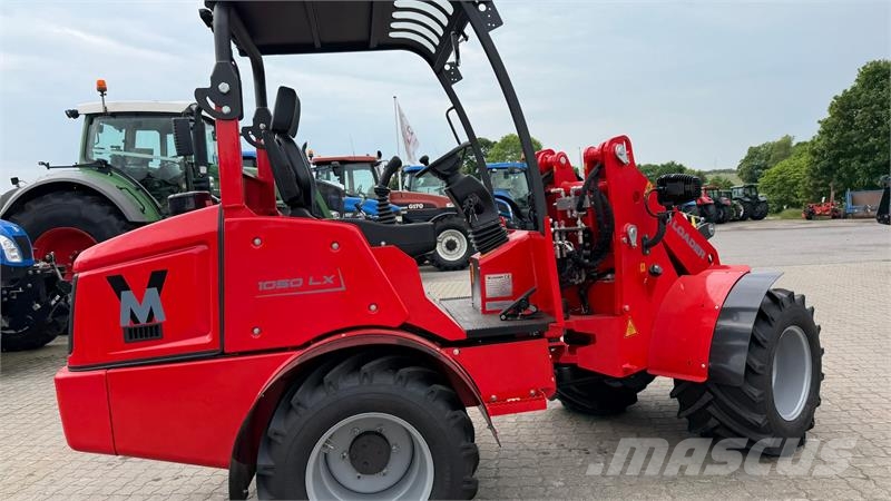 VM Loader 1050 LX FABRIKSNY MED SKOVL OG PALLEGAFLER! Miniladers