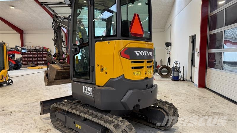 Volvo ECR25D MED ENGCON ROTOTILT OG 3 SKOVLE! Mini rýpadlá < 7t
