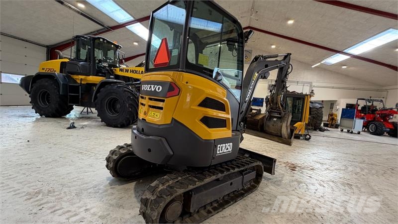 Volvo ECR25D MED ENGCON ROTOTILT OG 3 SKOVLE! Mini rýpadlá < 7t
