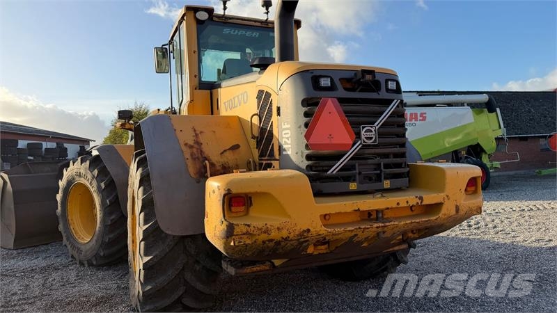 Volvo L 120 F MED LANG ARM, HURTIGSKIFTE OG SKOVL Rataslaadurid