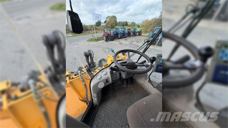Volvo L 120 F MED LANG ARM, HURTIGSKIFTE OG SKOVL Rataslaadurid